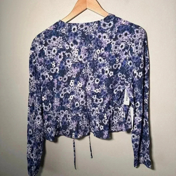 NWT  SUNDAY BEST PURPLE FLORAL TIE TOP M - Picture 7 of 7